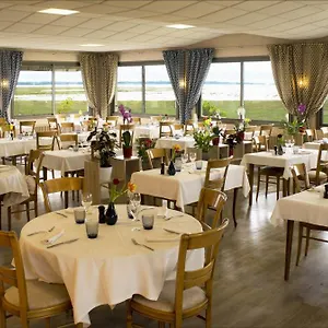 ** Hotel Logis Le Bretagne Frankreich