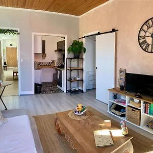  Apartment Lumineux Et Confortable 2 Pieces, Centre
