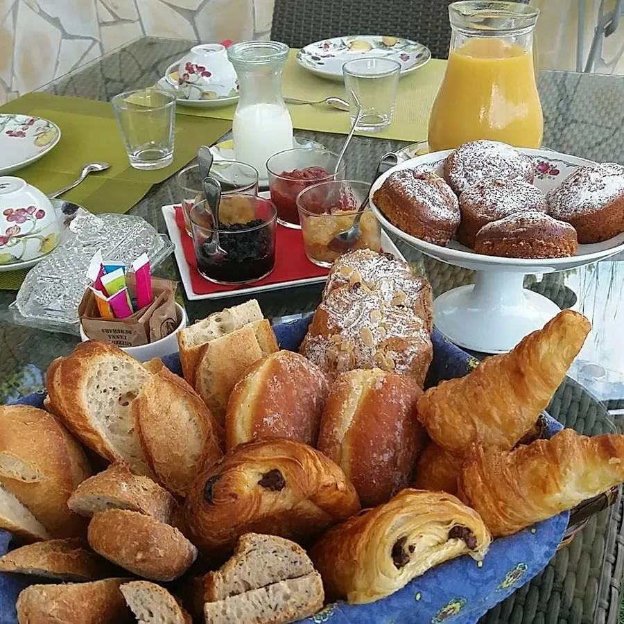 Chambres D'Hotes Les Iris Sospel Guest house