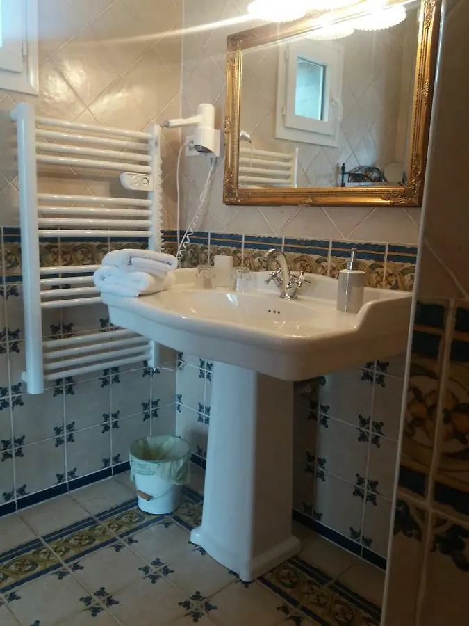 Chambres D'Hotes Les Iris Sospel
